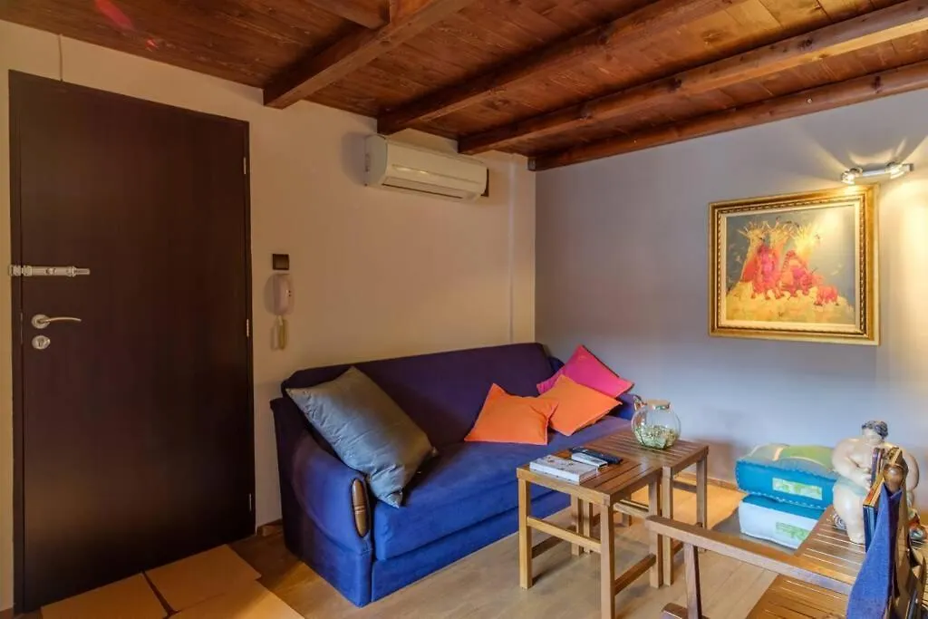 ~The Gallery ~ Art Studio In The Heart Of Sofia Apartment 0*,  Bulgaria