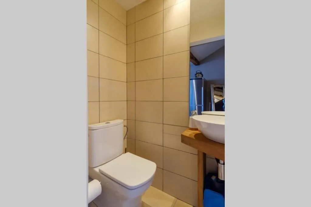 ~The Gallery ~ Art Studio In The Heart Of Sofia Apartment 0*,  Bulgaria