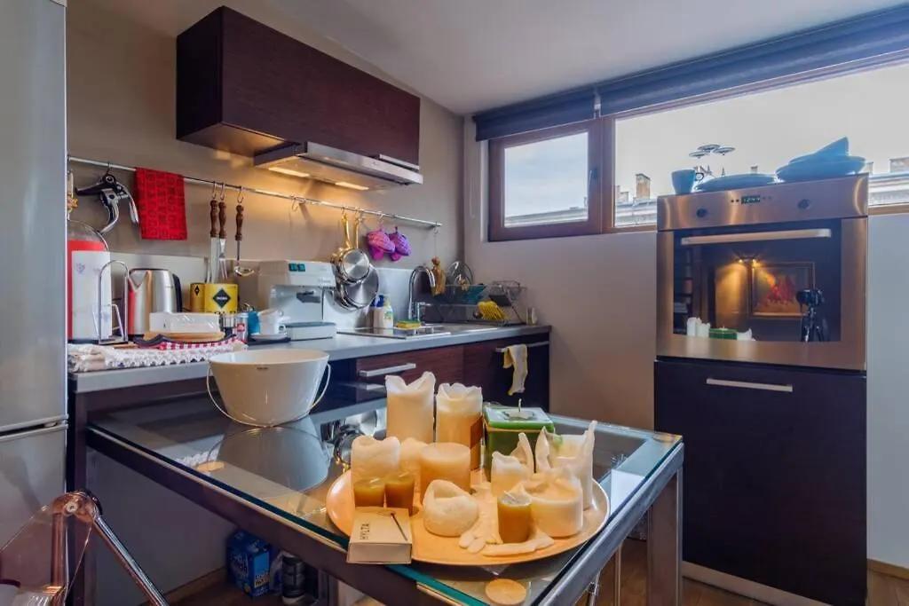 ~The Gallery ~ Art Studio In The Heart Of Sofia Apartment